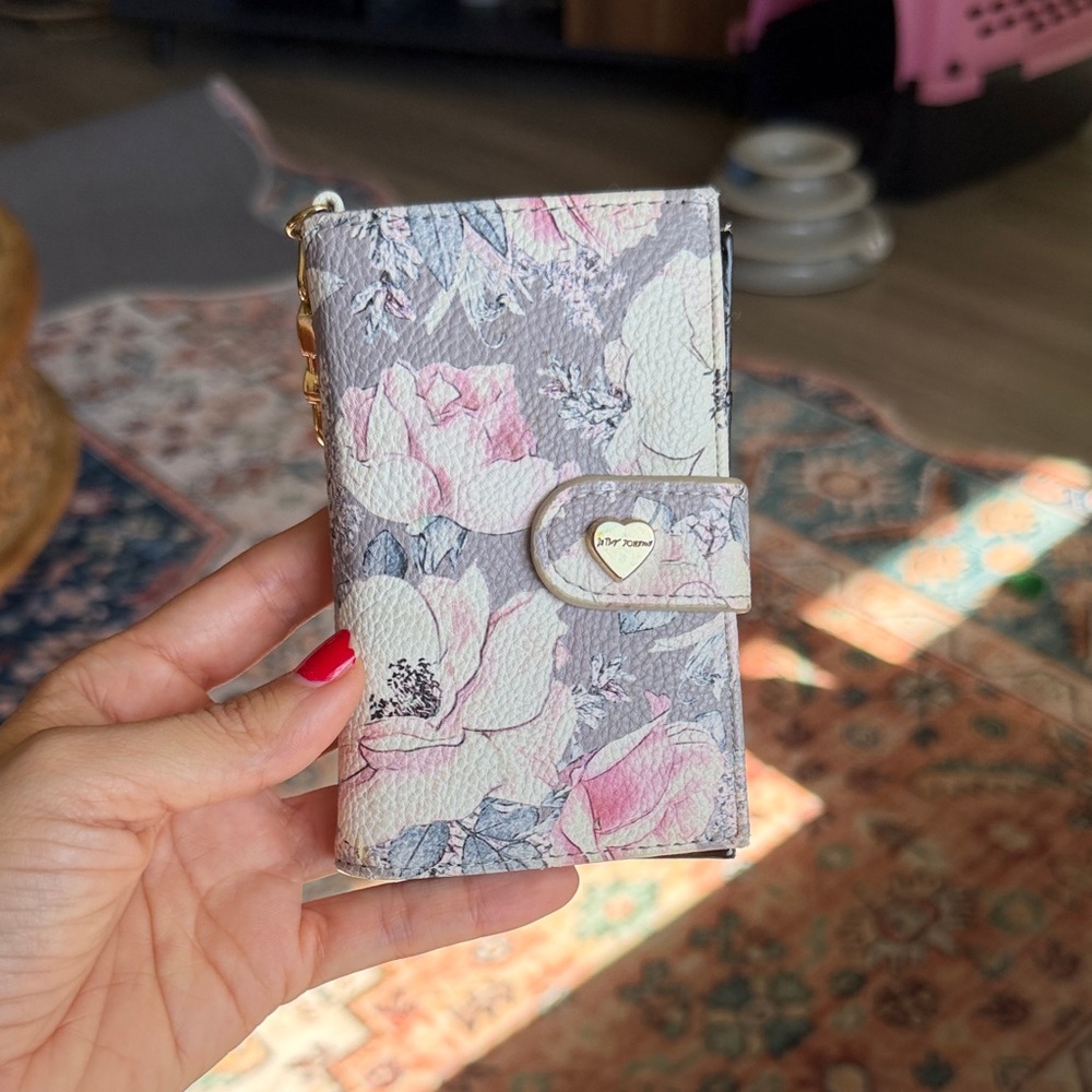 Betsey Johnson Floral and Glossy Black Card Holder with Gold Logo
